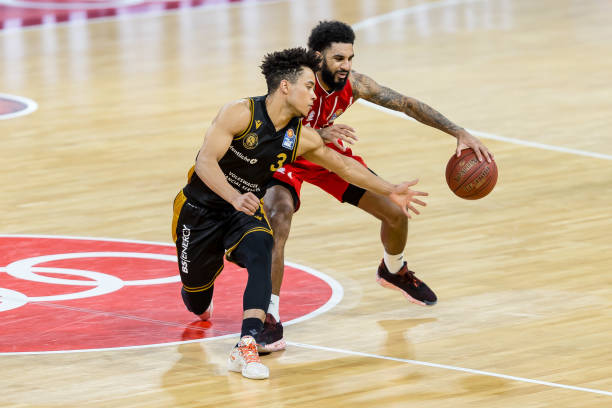 这一特点与 这一特点与