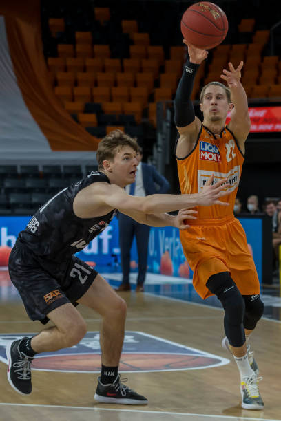 德里也展现 德里也展现